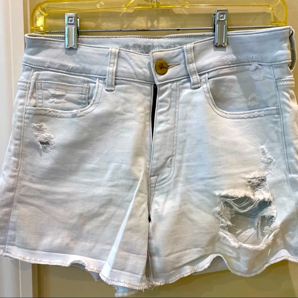 American Eagle High-rise White Jean Shorts Size 6